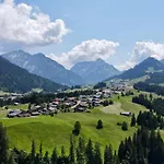 Mit 2 Schlafzimmer Nyaraló