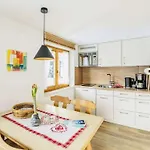 Mit 2 Schlafzimmer Nyaraló *
