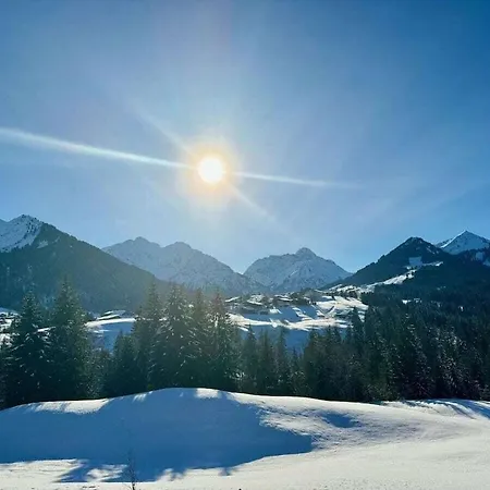 Mit 2 Schlafzimmer * ריצלרן