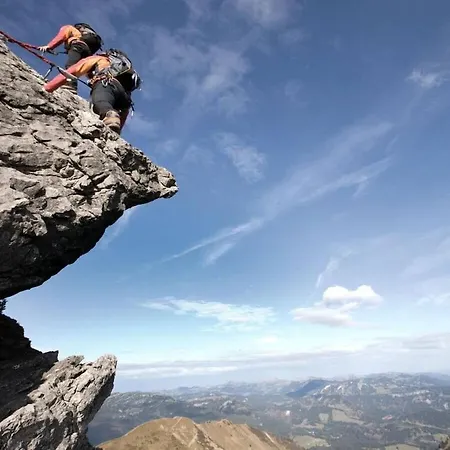 בית נופש Mit 2 Schlafzimmer ריצלרן