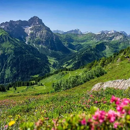 בית נופש Mit 2 Schlafzimmer *