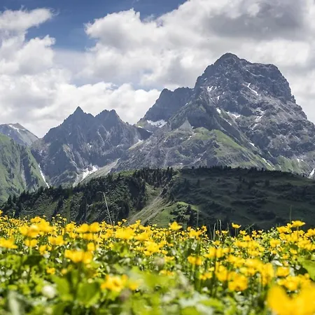 Mit 2 Schlafzimmer בית נופש ריצלרן